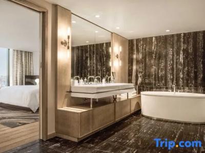JW Marriott Parq - 177