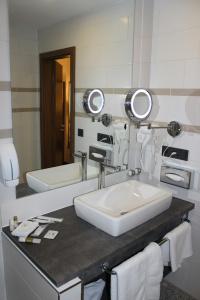 Grand Empire - 7