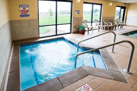 Med City & Suites - 18