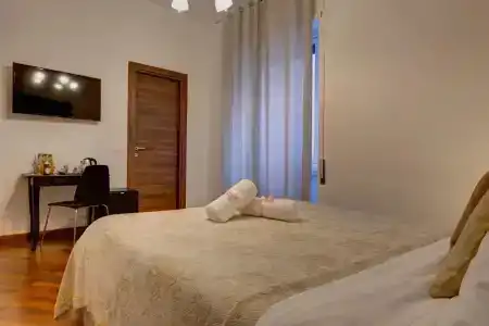 Little Rhome Suites - 47
