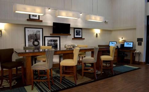 Hampton Inn-South - 23