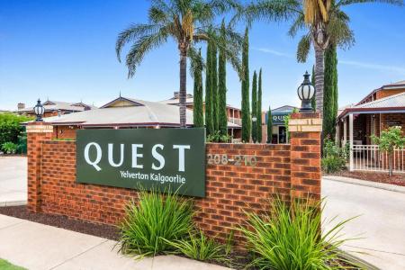 Quest Yelverton - 23