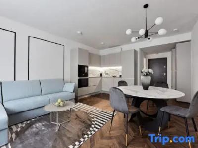 The Amberlyn Suite - 82