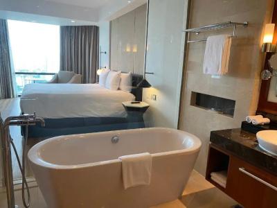 Hyatt Regency West Hanoi - 123