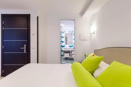 Sorrento Flats - 120