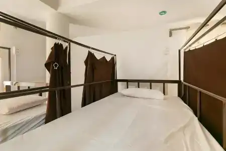 Spot On 726 Sakura Hostel Saigon - 22