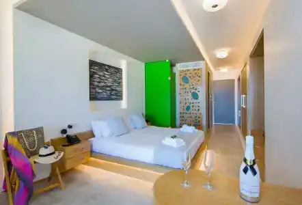 Lilium Luxury Suites - 3