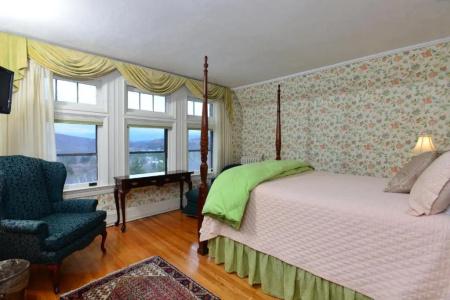 Wilburton Inn - 125