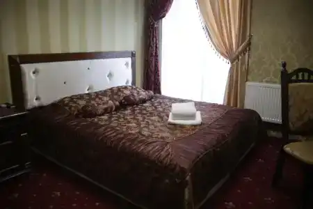 Garden Hall - 21