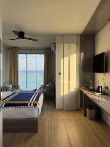 Avyanna Gulhi Beach - 83