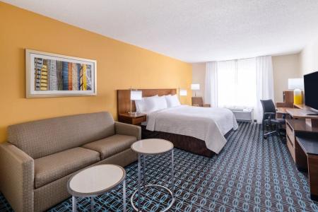 Fairfield Inn West - 43