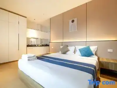 Selina Place - 127
