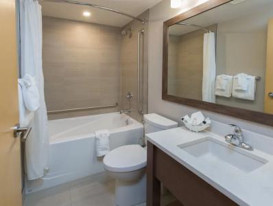 The Embassy Inn - 80