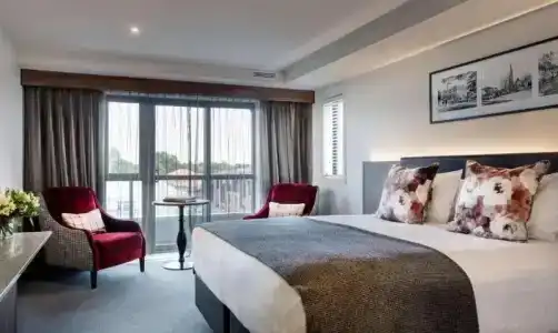 Rydges Latimer - 56