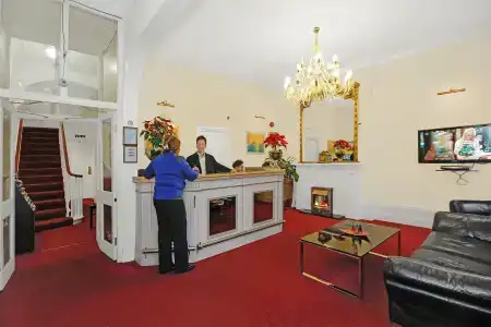 Admiral at Park Avenue - 16