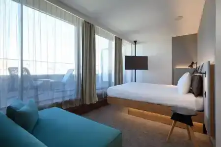 Moxy Lisbon City - 59