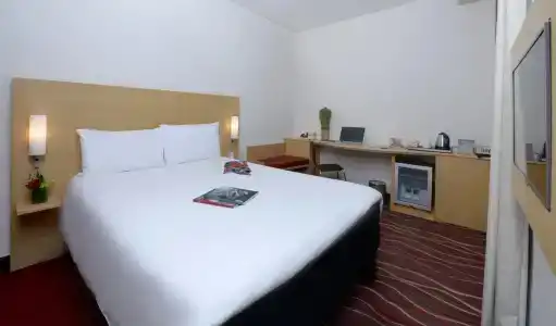 ibis Seef - 36