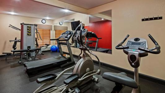 Best Western Plus Airport - Kci East - 24