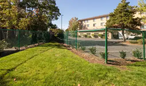 Oxford Suites Portland - Jantzen Beach - 22