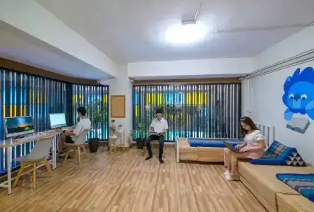 Bed Friends Poshtel - 64