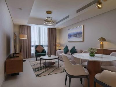 DoubleTree by Hilton Qurum - 3