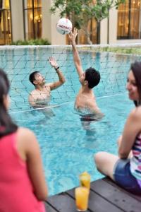 Courtyard by Marriott - 15