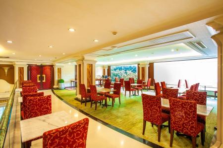 Floral · Dolphin Circle Pattaya - 33