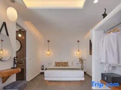Allure Breeze Suites - 145