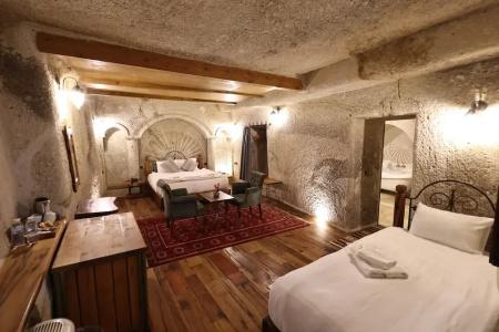 Sarnich Cave Suites - 63