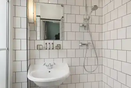 Hôtel Basss - 9