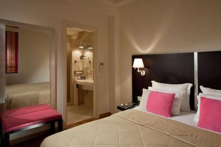 o&b Athens Boutique - 52
