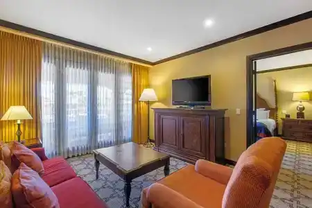 Omni & Spa at Montelucia - 90