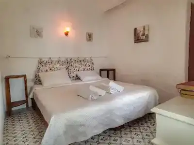 Afet Hanim Konagi - 28
