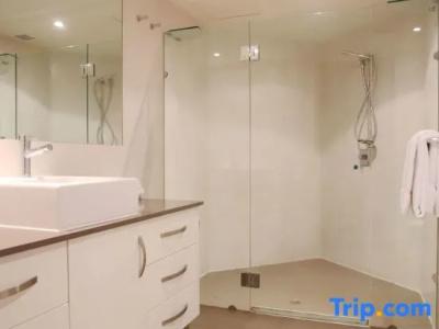 181 The Esplanade - 46