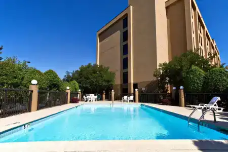 Hampton Inn Charlotte University Place - 10