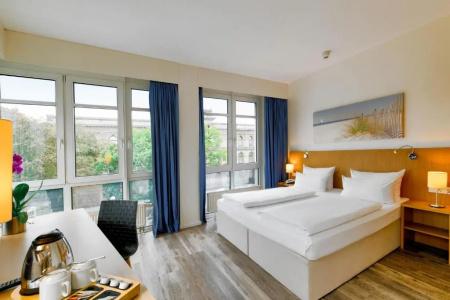 Berlin Mitte by Campanile - 35