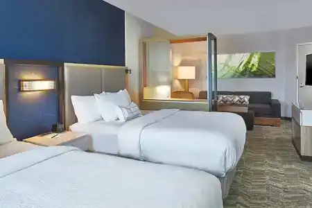 SpringHill Suites Charlotte at Carowinds - 11