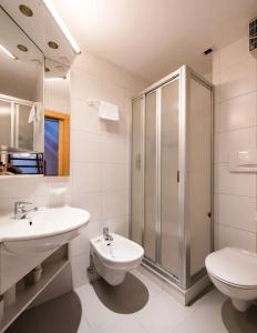 Residence Contrin - 81