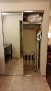 Hampton Inn & Suites - 34