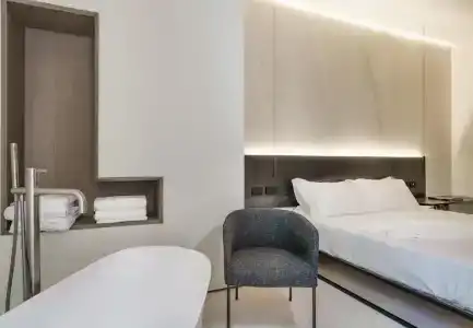 Meo Design Suites & Spa - 18