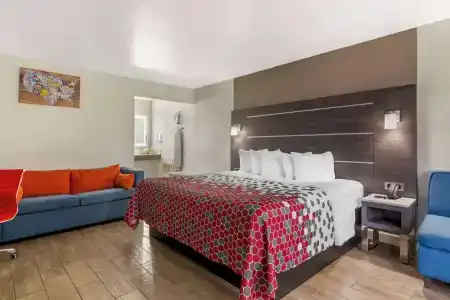 Travelodge By Wyndham San Antonio Lackland a f b - 79