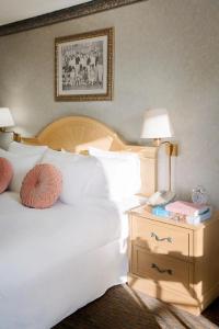 Days Inn by Wyndham Los Angeles - 25