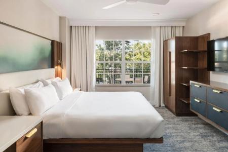 Marriott Lakeshore Reserve - 33