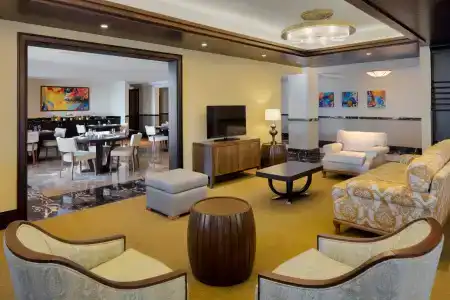 Sheraton Sharjah Beach Resort and Spa - 14