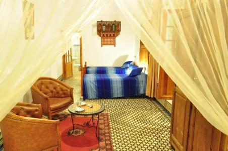 Riad Sara - 43