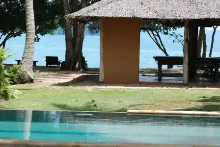 Melina Beach Front Bungalows - 12