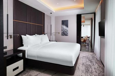 Hilton Belgrade - 5