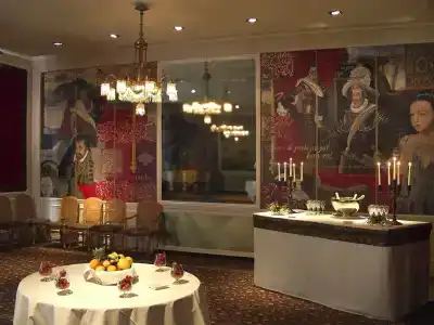 Best Western Premier Grand Monarque & Spa - 11