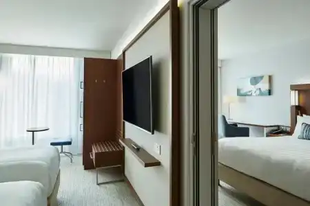 Courtyard by Marriott Inverness Airport - 31