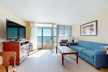 Carolinian Beach - 38